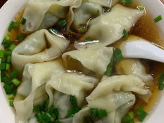 荠菜红汤大馄饨-吴家馄饨