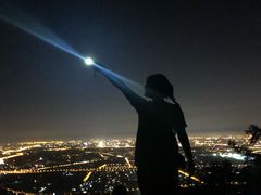 -鬼笑石后山停车场