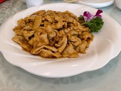 苏扬大烤-牟传仁饭庄(星海店)