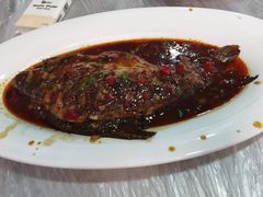 红烧武昌鱼-大隐隐于市私房菜(保和小区店)