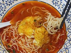 -李与白包子铺(桐梓林店)