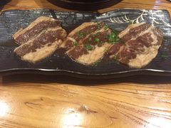 调味牛五花-黑牛の店·和牛烧肉(大悦城店)
