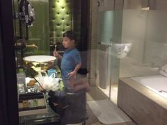整面的透明玻璃-北京益田影人花园酒店