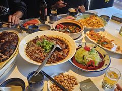 -八府香鸭·啫啫煲(华山路店)