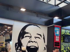 大堂-麦当劳(深圳北站高铁店)