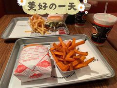 -FATBURGER 特富客汉堡(外交公寓店)
