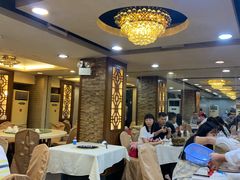 大堂-渝君重庆火锅(嘉宾路店)