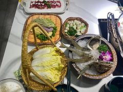 -椰子湾·海南火锅·糟粕醋·椰子鸡(正大广场店)