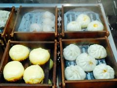 -东方红海鲜百汇(国际大厦店)