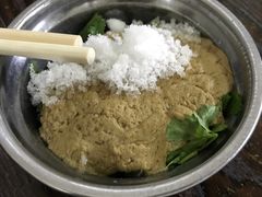 蘸碟-韩风烤牛肉冷面店