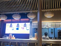 大堂-八二小区抄手(龙湖上城天街店)