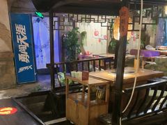 -城墙拐拐火锅(三峡广场黑金冠店)