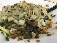 烧椒皮蛋牛肉拌粉-拌面小当家