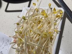 -浪里寻·臻牛养生牛肉火锅(方圆荟店)