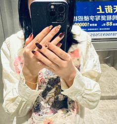 -UGIRL有个美甲