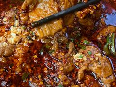 -有红鸡毛店·川菜(建设路店)