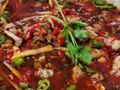 -兔行天下-鸿鹤鲜锅兔(中海国际店)