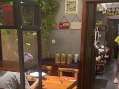 -万记麻辣烫国展总店