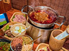 -独食火锅·半米屋台(直营总店)