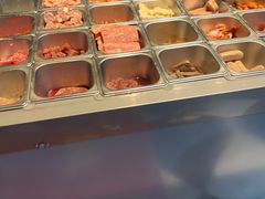 -愉肴麻辣香锅(中山路店)