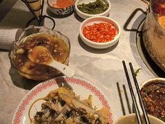 -野山舂·贵州现舂酸汤牛肉(民生路店)