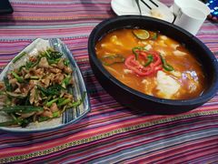 -香巴拉云南餐厅(华莱坞店)