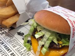 -FATBURGER 特富客汉堡(外交公寓店)