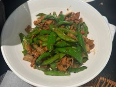 辣椒四季豆炒肉-简小舍·民间手艺菜(武昌江滩店)