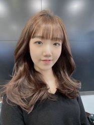 -洛施奇烫发染发沙龙