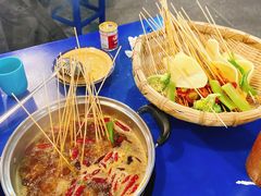马路边边串串-马路边边老成都串串香(星耀城店)