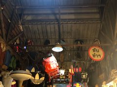 -席娜卡琳火车铁道夜市