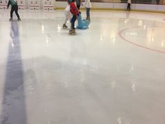 -冰纷万象滑冰场(二七万象城店)