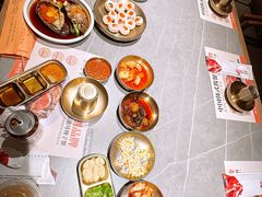 -草家酱蟹炭火烤肉店(珲春南路一店)