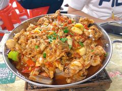 牛蛙爱上虾-小民大排档(光谷店)