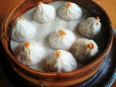 蟹粉小笼包-忆秦园小笼包(惠山古镇总店)