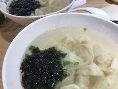 民国传统小馄饨-凤起龙游老面包子(凯德晶品店)