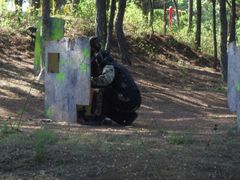-凤凰山标靶彩弹射击场