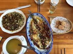 -乌镇那一年小院主题餐厅(甘泉西路店)