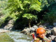 -仙人谷漂流景区