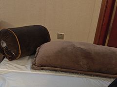 -颐而康·按摩·艾灸·足疗(南岸晶都店)