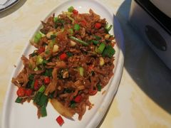 -魏铭鱼头捞饭(晋阳路店)