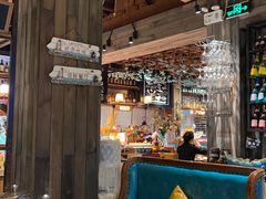 -领鲜活海鲜榴莲自助火锅(东门店)