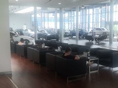 -杭州中升之星奔驰4S店(滨江店)