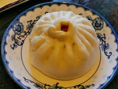 蟹黄包-四宜糕团店(南大街店)