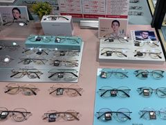 -罗伯特眼镜·蔡司官方授权(罗湖国贸店)