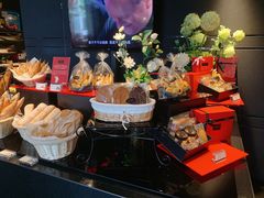 -Salon de The de Joel Robuchon(外滩18号店)