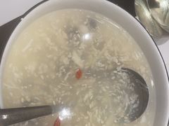 -沪华海鲜大酒楼(南汇店)