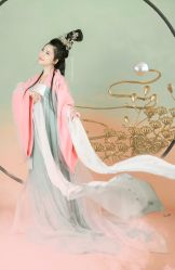 点击看大图 -盘子女人坊古装写真摄影(南京总店)