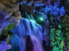 -泰安地下龙宫景区