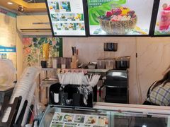 -津椰本·海南正宗椰奶清补凉(店一店)
